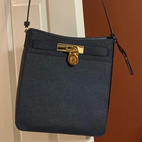 MICHAEL KORS INDIGO BLUE SAFFIANO LEATHER SHOULDER BAG - Picture 14 of 14